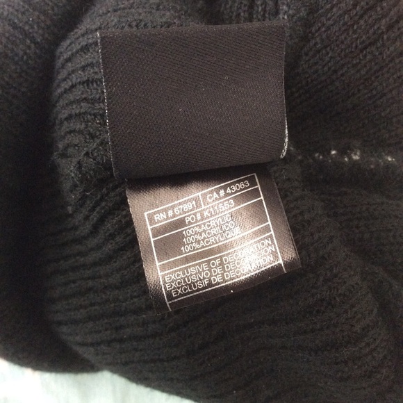 GEN2 CU BUFFALOES Pompom Cuff Beanie Sz S or Boys 8-20 - Picture 7 of 8